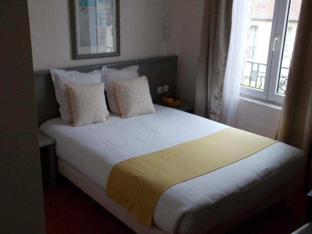 Hotel Des Arts Rueil-Malmaison Exteriér fotografie